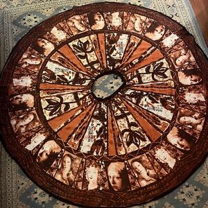 Retro Magazine Brand Circle Skirt - Art Graphics Sequins